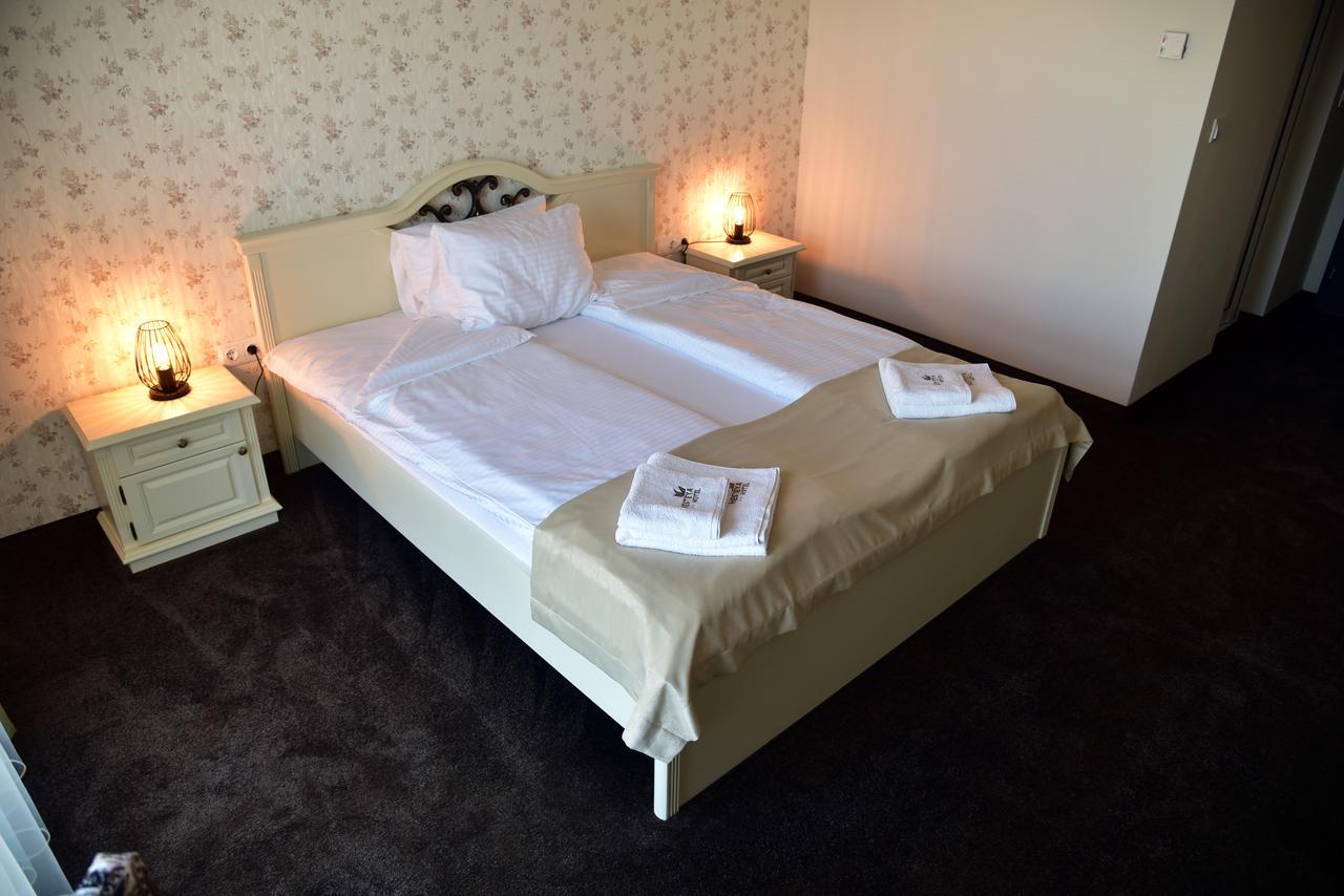 Hesteya Hotel Svilengrad Eksteriør billede
