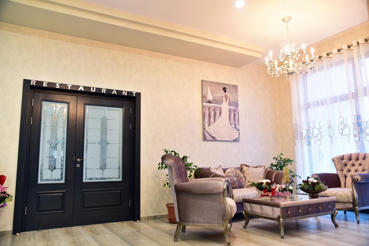 Hesteya Hotel Svilengrad Eksteriør billede