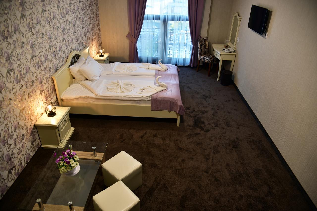 Hesteya Hotel Svilengrad Eksteriør billede